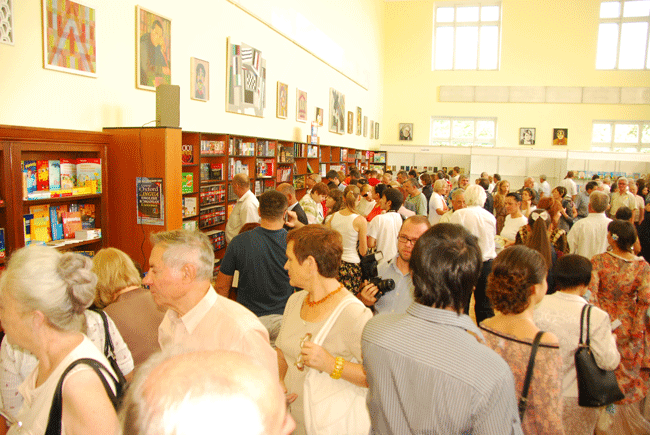 Organizarea activităților cultural